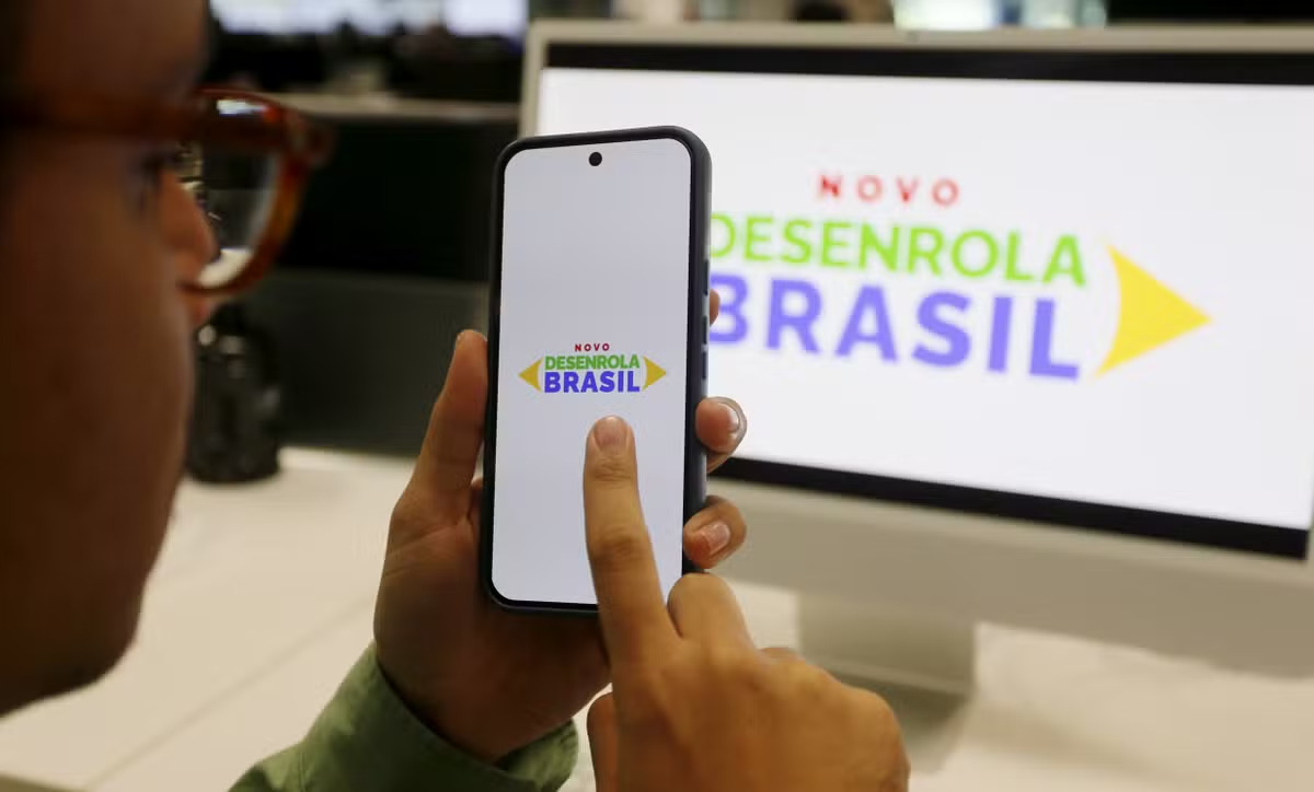 Uso do FGTS no Novo Desenrola começa com fila no aplicativo da Caixa