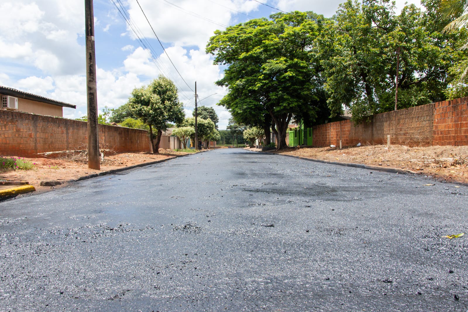 Naviraí avança com ações de infraestrutura e saúde em diferentes regiões da cidade
